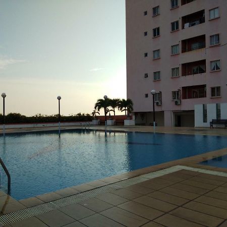 Plaza Melaka Raya Apartment Bagian luar foto