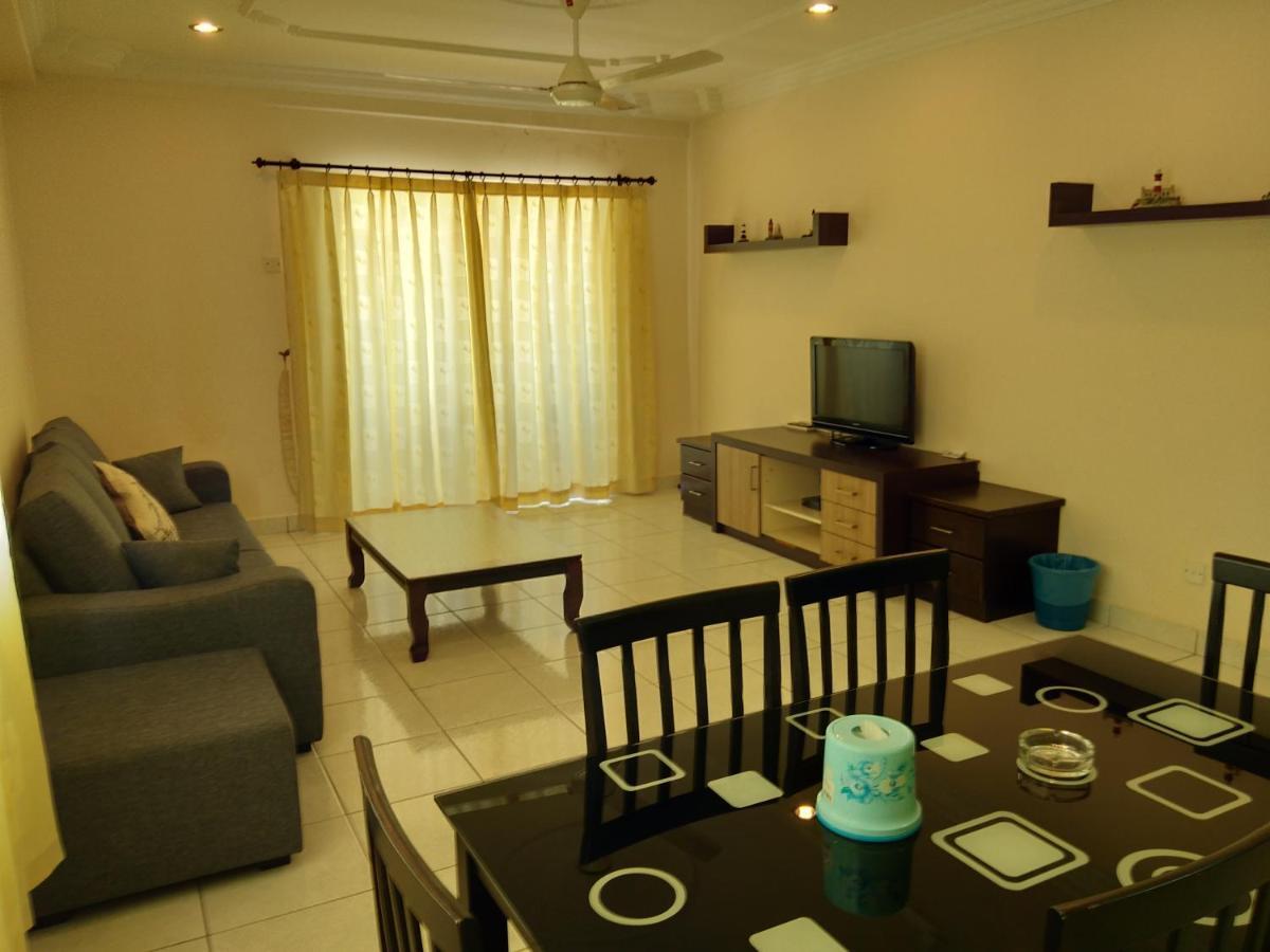 Plaza Melaka Raya Apartment Bagian luar foto